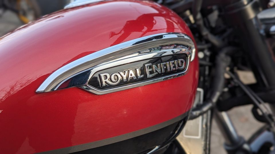 Royal Enfield Meteor 350 Supernova Red in Celle