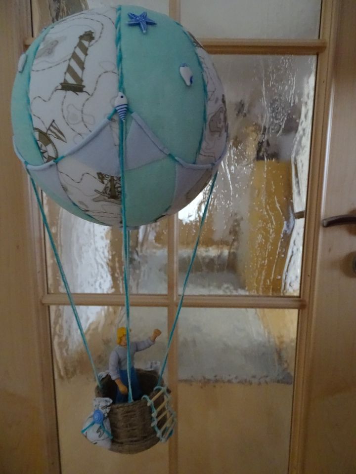 Verschiedene Heißluftballon Handarbeit Kinderzimmer Deko Neu in Homburg