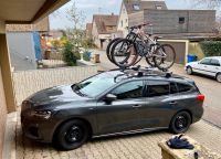 Thule Dachträger WingBar Evo und 2 Thule Fahrradhalter Baden-Württemberg - Schwaigern Vorschau