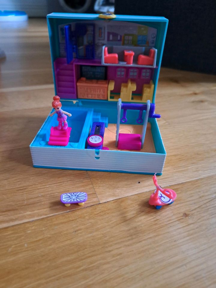 Polly Pocket Buch Schatulle in Oberhausen