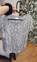 T Shirt mit Muster Schlangenmuster Nordrhein-Westfalen - Moers Vorschau