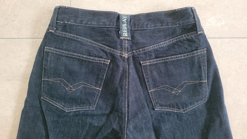 Replay Herren Jeans 30/32 blau in Essen-Haarzopf