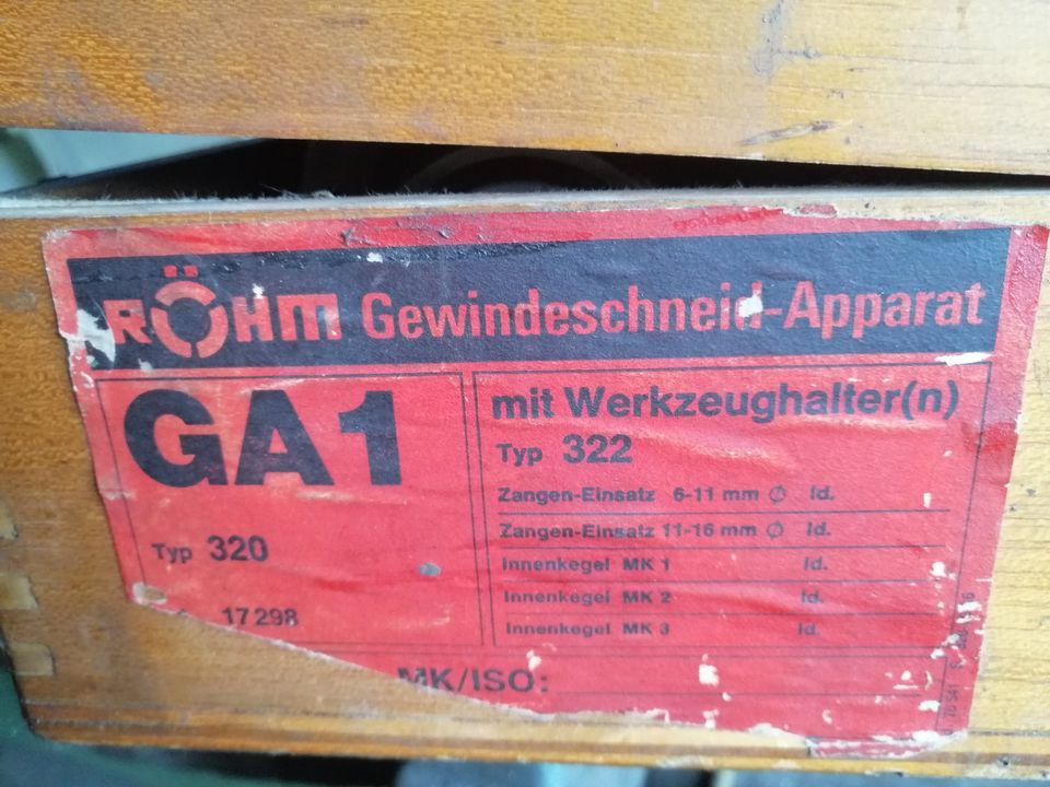 Röhm GA 1 Gewindeschneidapparat SK40 MK4, Deckel Fräsmaschine in Wallscheid