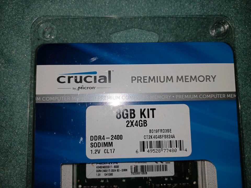 Crucial DDR4-2400, Computer Memory 8 GB Kit in Saarbrücken