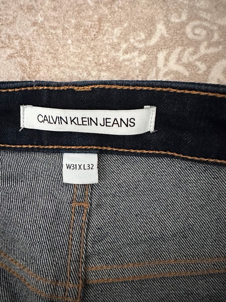 Calvin Klein Jeans in Nürnberg (Mittelfr)