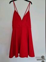 Verspieltes rotes Sommerkleid mit Trägern und Schleife Zara Gr 36 Bayern - Fürth Vorschau