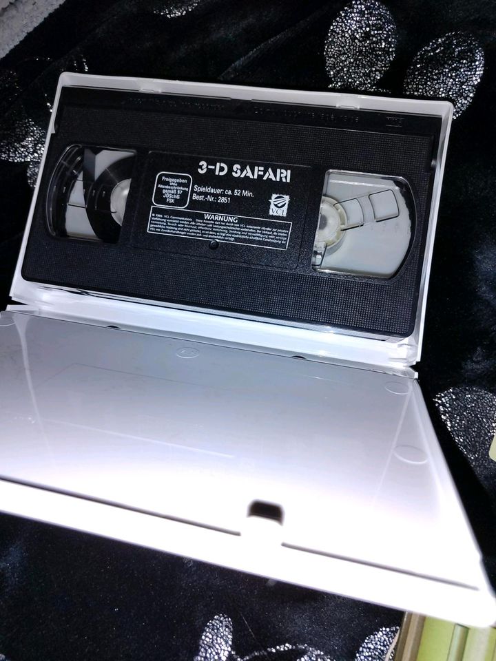 Videokassette VHS Tier Safari 3D mit 3d Brille Doku in Vechta