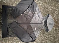 Nike Jacke in Größe M Nordrhein-Westfalen - Kamen Vorschau