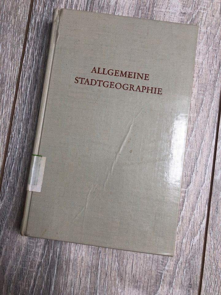 Schöller, P. (1969): Allgemeine Stadtgeographie in Emmelsbüll-Horsbüll