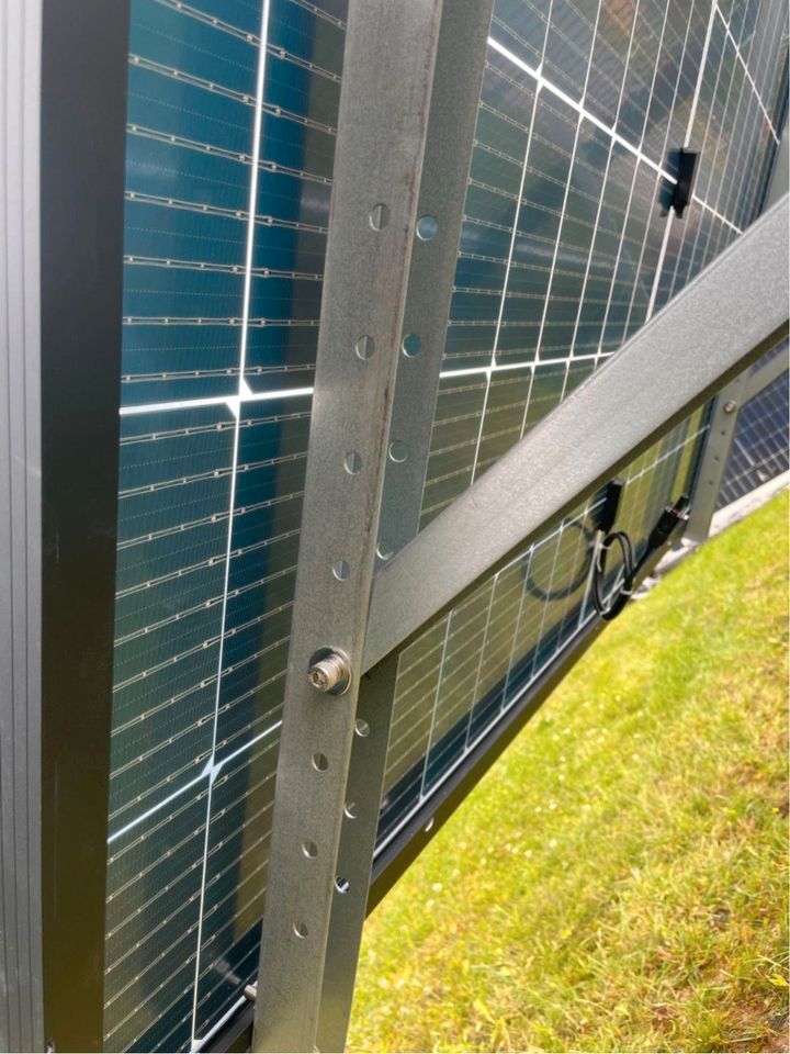 Solarmodul Zaunhalterung Balkonhalterung Aufständerung Fassadenhalterung PV Solarhalterung für Balkonkraftwerk Mini PV Anlage Solaranlage Zaun Erweiterung Solarzaun in Seesen