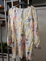 Tunika Bluse Gr.  XXL 52/52 Blumen Sommer neuwertig Nordrhein-Westfalen - Gladbeck Vorschau