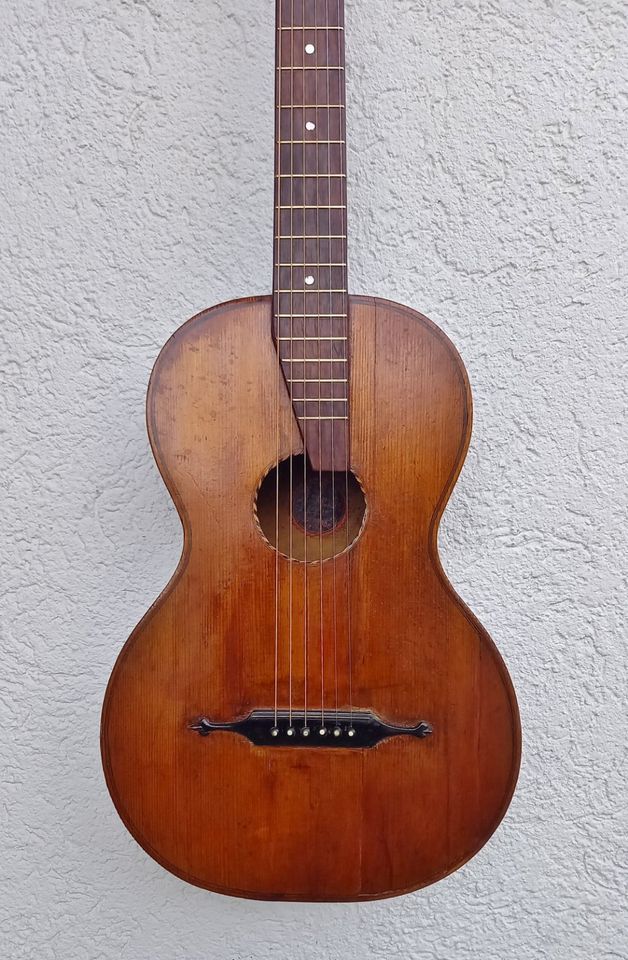 74. Antike Parlour Gitarre HERFELD & COMP, 20er Jahre, massiv in Tiefenbronn