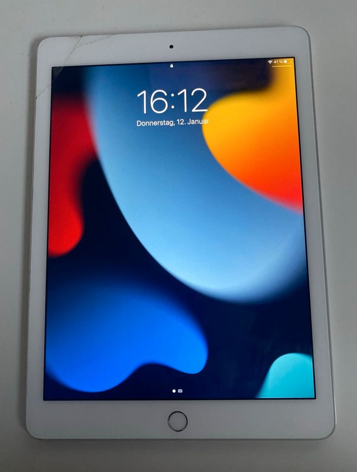 Apple I Pad Air 2 16GB in Balingen