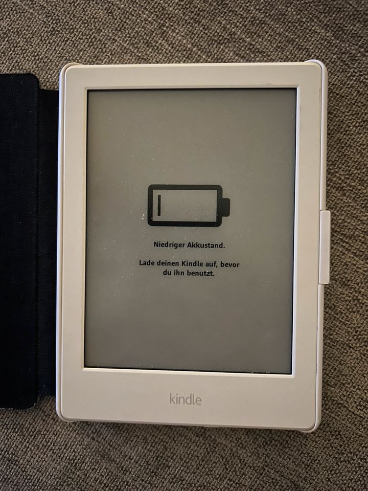 Kindle (kein Paperwhite) mit Originalverpackung 8. Generation in Waldbronn