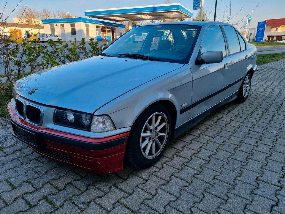 BMW e36 limousine Türen in Vogt