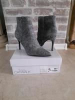 NEU-Catwalk Damen Schuhe Stiefeletten Stiefel Gr. 39 Bayern - Neusäß Vorschau
