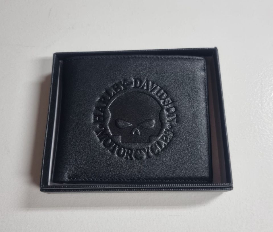 Genuine Leather Wallet Willie G Skull eingepresst in Penkun