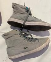 Lacoste Hightop Turnschuhe Größe 40 Schnürung grau flach Hessen - Seeheim-Jugenheim Vorschau