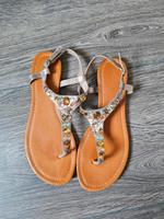 Sandalen mit bunten Steinen, Größe 41 Hessen - Flörsheim am Main Vorschau