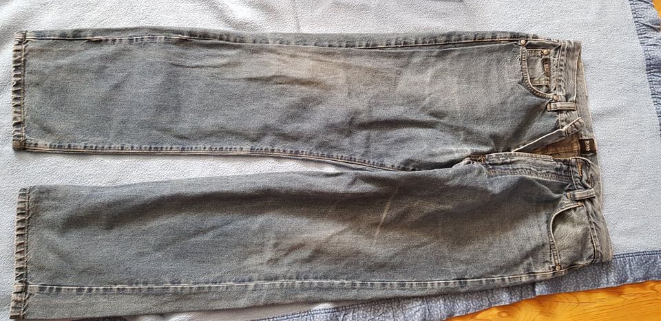 Jeans Hugo Boss gr. 34/32 gebraucht in Flensburg