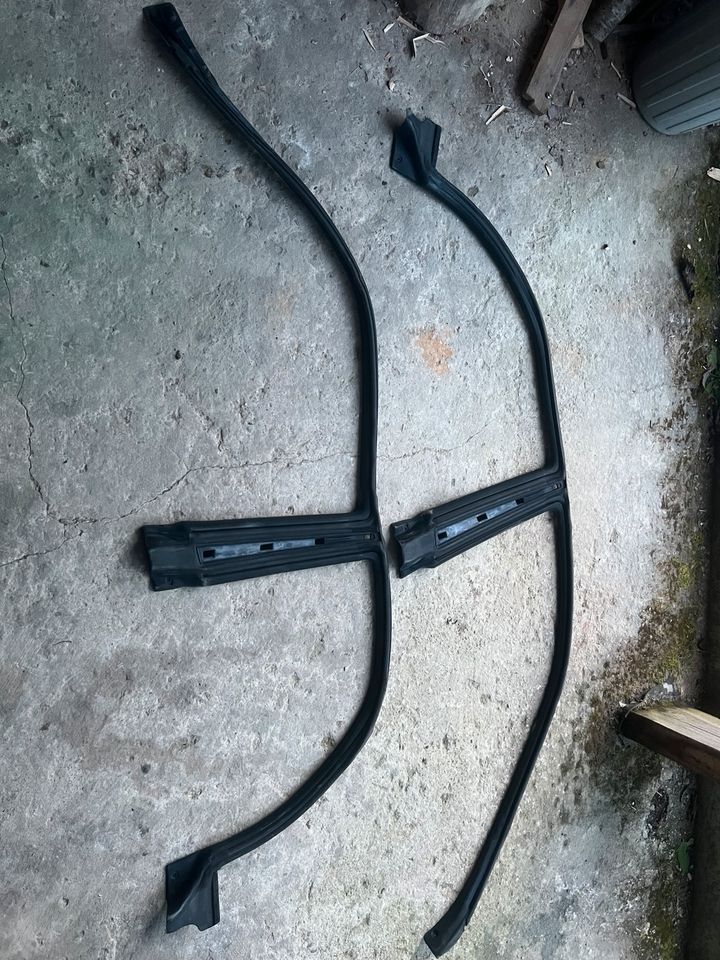 Subaru Impreza GD/GG Fensterrahmendichtung links + rechts in Waldrach