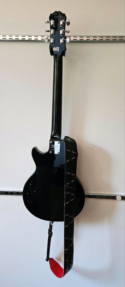 Epiphone Les Paul Special II  in Glossy Black in Halle