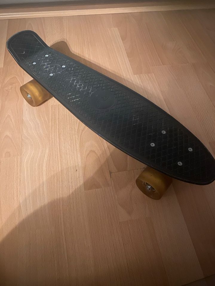 Pennyboard mit LED in Werl