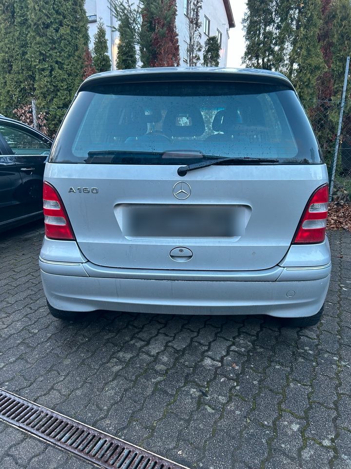 Mercedes Benz A-Klasse A160L Schaltautomatik Achsschaden defekt in Karlsbad