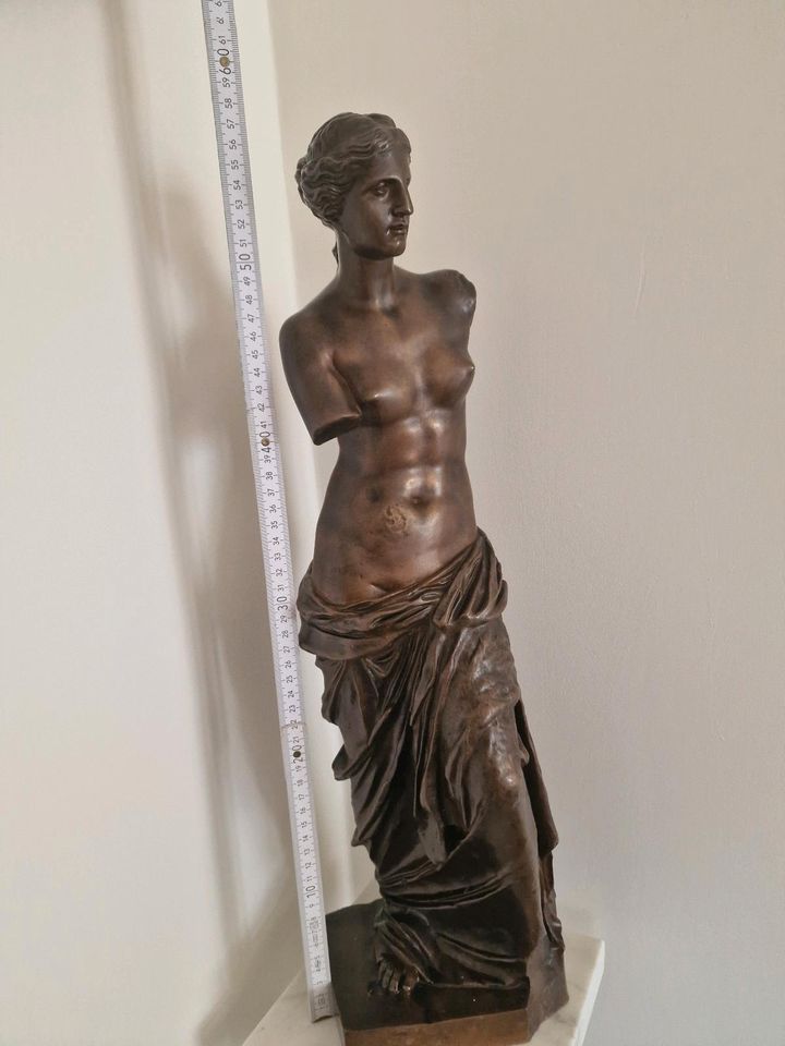 Venus von Milo bronze skulptur in Schmitten