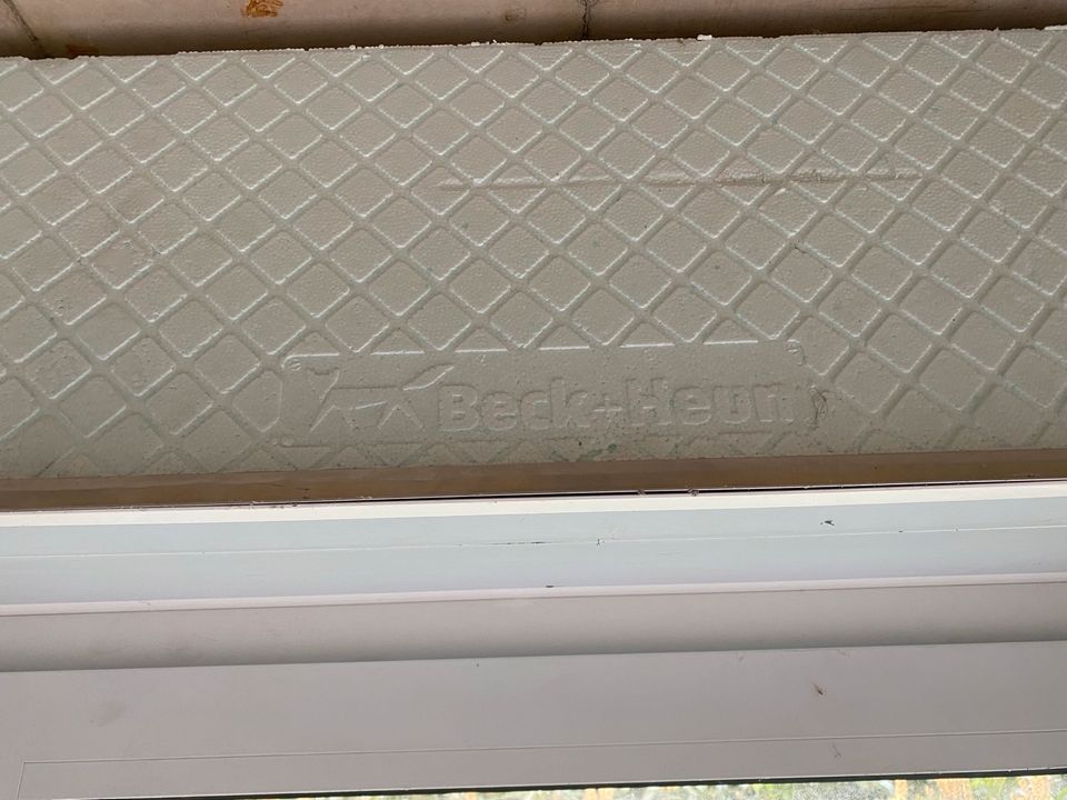 Schüco Fenster Kippfenster Tür Glastür in Niedernberg