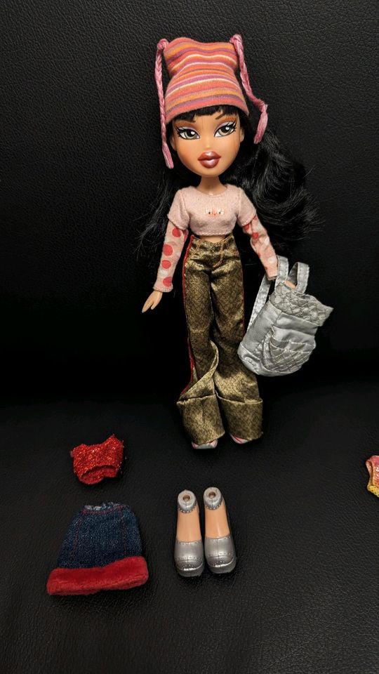 Bratz Puppen (aus Jahr 2000/2001) in Rastatt