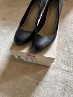 CLARKS Pumps - Gr.39,5 - 1a Zustand! Bayern - Eching (Niederbay) Vorschau