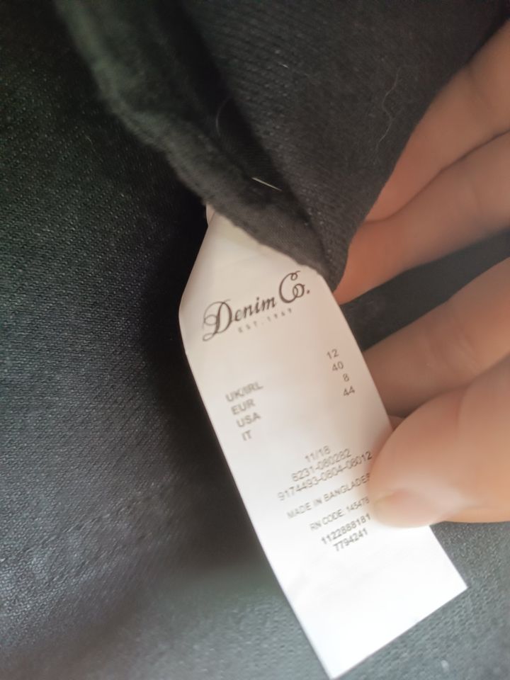 Kurze Hose Hotpants Jeans schwarz Damen Gr. M 40 Denim Sommer in Leer (Ostfriesland)