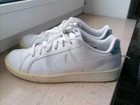 NIKE Schuhe, gr 37,5, Sneaker, Kinderschuhe Niedersachsen - Wildeshausen Vorschau