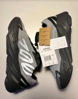 Yeezy Boost 700 MNVN Metallic Leipzig - Sellerhausen-Stünz Vorschau