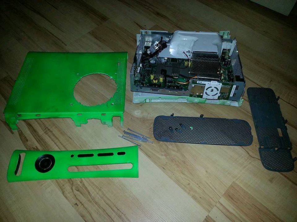 Xbox 360 (Defekt) in Langenfeld