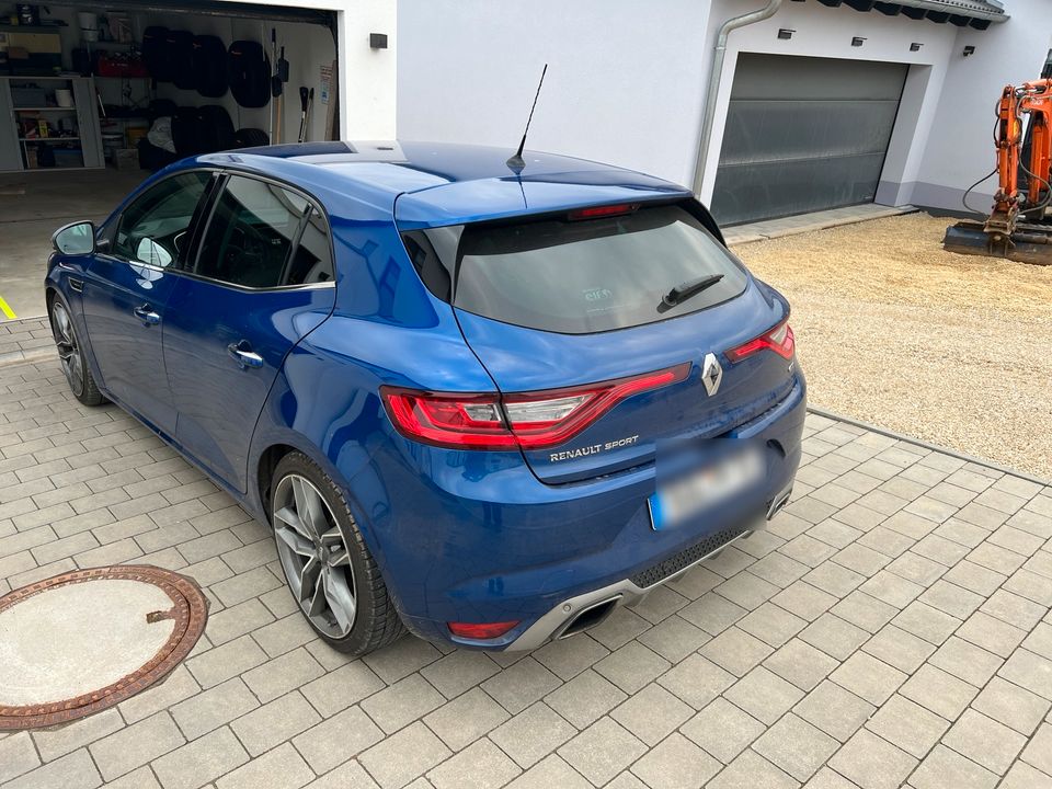 Renault Megane 1.6 TCe Energy 205 GT Automatik in Sulzbach-Rosenberg