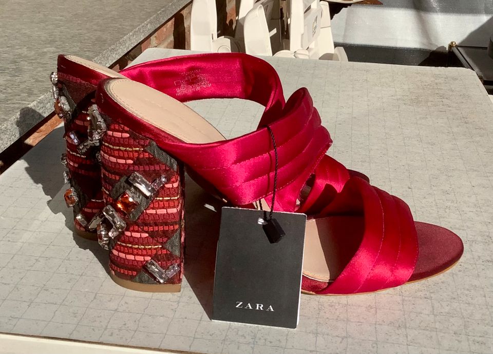 Zara Block High Heels Mules Slip Rot Pink Schmucksteine Strass 40 in Bonn