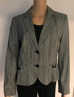 w/NEU! s.OLIVER Kurzblazer Gr. 38 schwarz weiß Rheinland-Pfalz - Hütschenhausen Vorschau