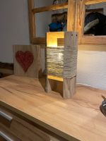 Stehlampe / Tischlampe / Leuchte Holz Kr. Altötting - Unterneukirchen Vorschau