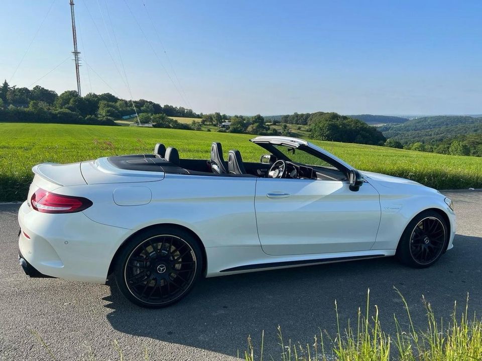 Mercedes C63 AMG Cabrio Mieten in Velbert