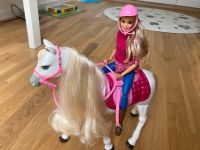 Barbie mit elektrischem Pferd, läuft, frisst, „tanzt“ Berlin - Karlshorst Vorschau
