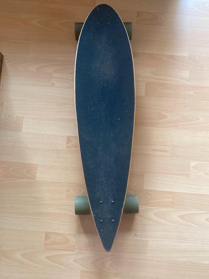 Skateboard / Longboard in Berlin