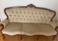 Antikes Chesterfield Dreisitzer Sofa Feldmoching-Hasenbergl - Feldmoching Vorschau