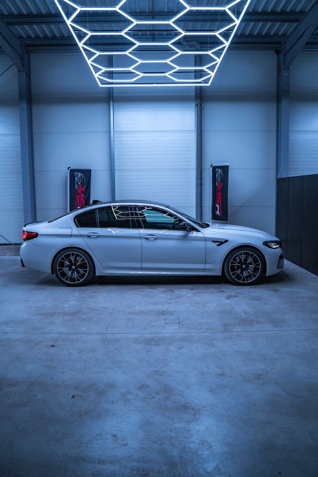BMW M5 mieten Competition Hochzeitsauto Sportwagen leihen mieten in Lippstadt