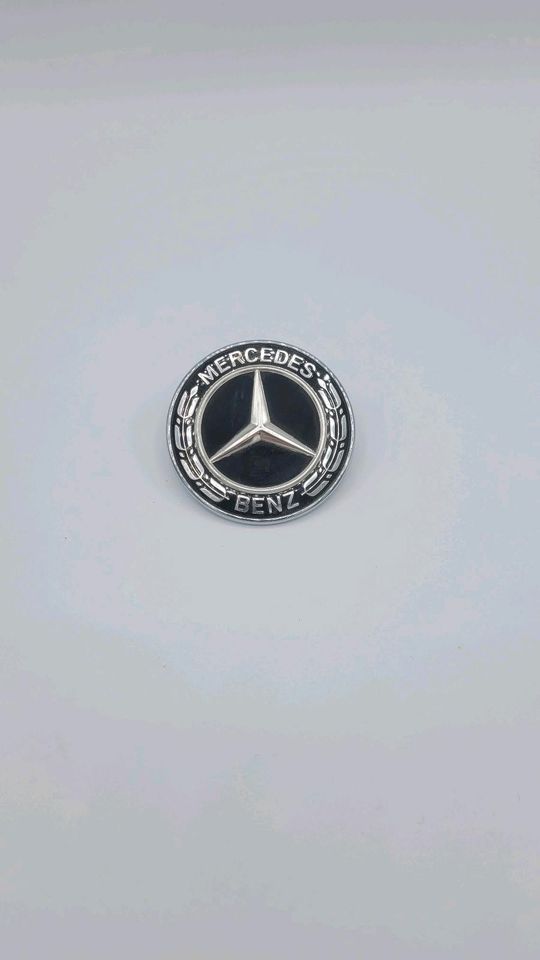 Original Mercedes-Benz Motorhaube Ersatz Stern Emblem Schwarz in Nagold