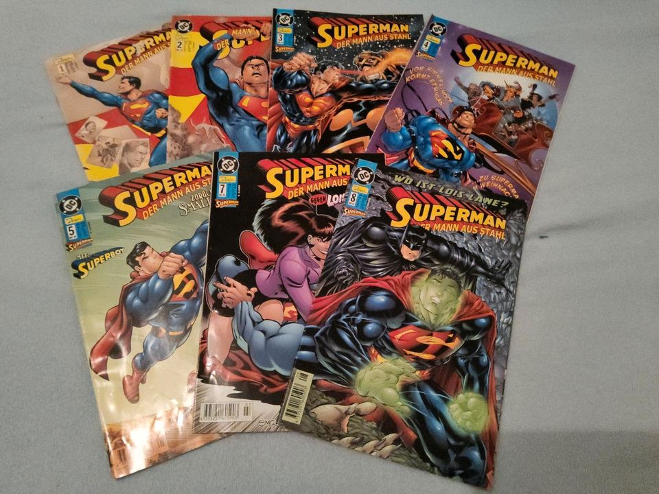 9 Superman Hefte, Dino/DC Comics 2000 / 2001 in Berlin