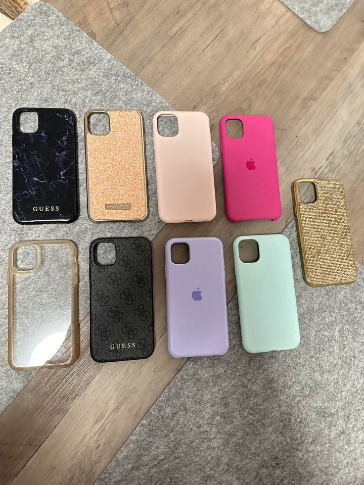 Apple IPhone 11 64GB in violett/lila mit OVP - Neuwertig in Nürnberg (Mittelfr)