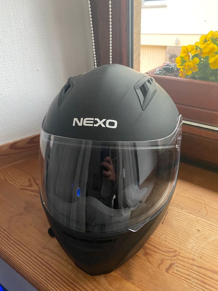 Nexo Helm Basic 2 in Kreuzau