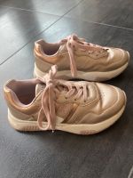 Tommy Hilfiger Turnschuhe Rose Gr. 35 Nordrhein-Westfalen - Geilenkirchen Vorschau